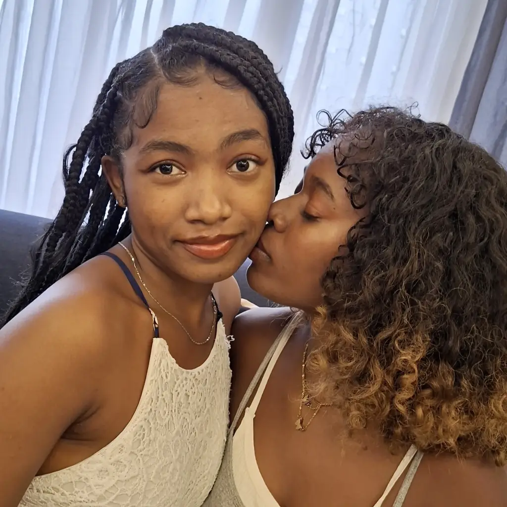 Duo Annika and Fabiola Duo Annika and Fabiola